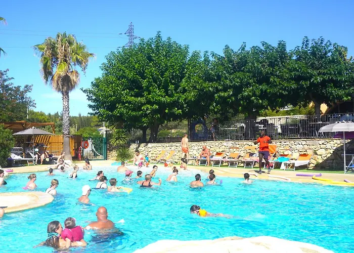 Camping Mas De Pierredon